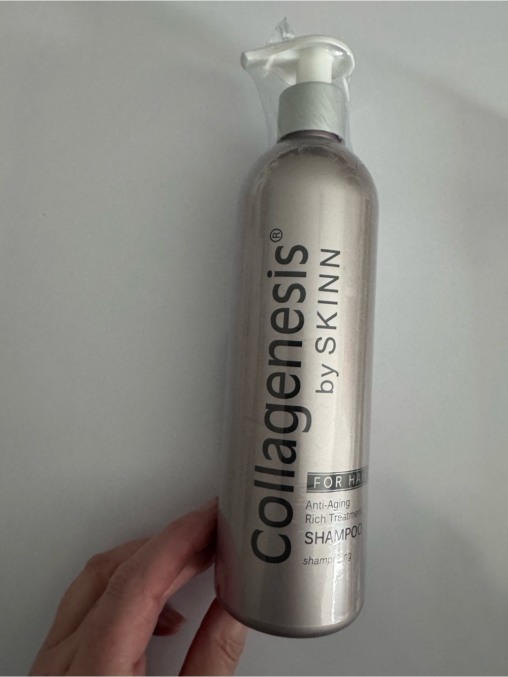 SKINN collagenesis Anti-Aging Shampoo and conditioner-  set- Hydrating Treatment